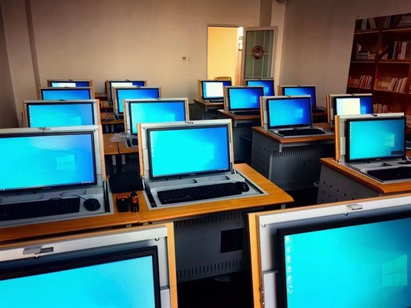 莱芜成人高考培训课堂展示